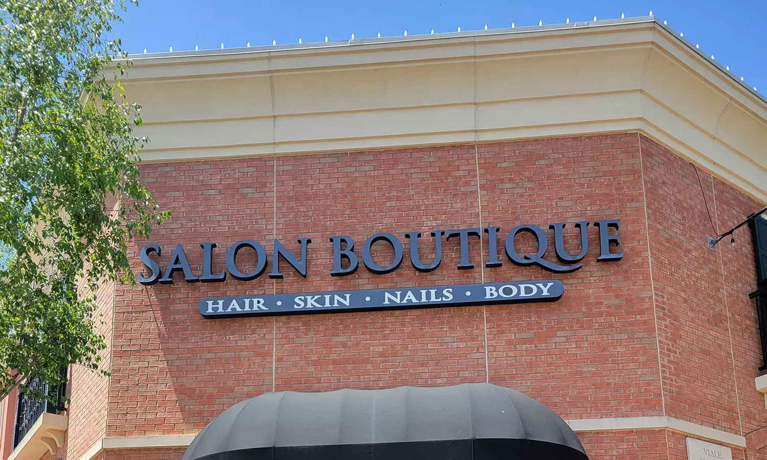 Facials and Peels for Radiant Skin at Salon Boutique Suite 40