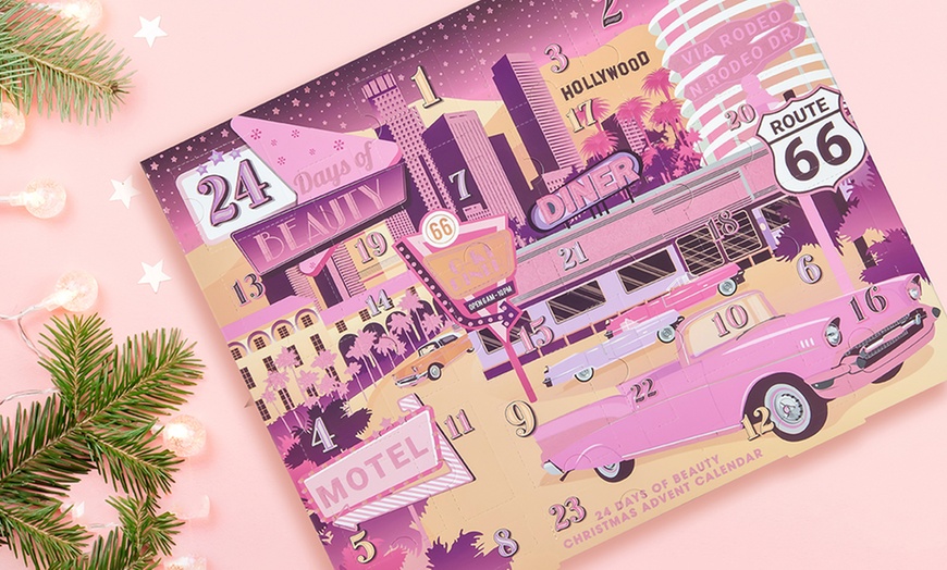 Image 5: Q-Ki 24 Days of Beauty Make-Up Advent Calendar