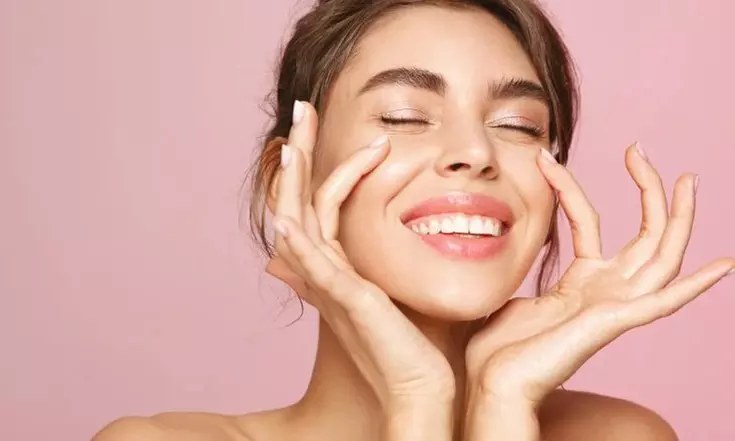 Odkryj tajemnice pięknej cery! Różnorodne zabiegi na twarz w Thai Bali Oaza - Masaż Tajski i Balijski (do -36%) - Primary Image