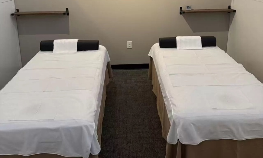 Image 2: Deep Tissue, Swedish, Acupressure Massage