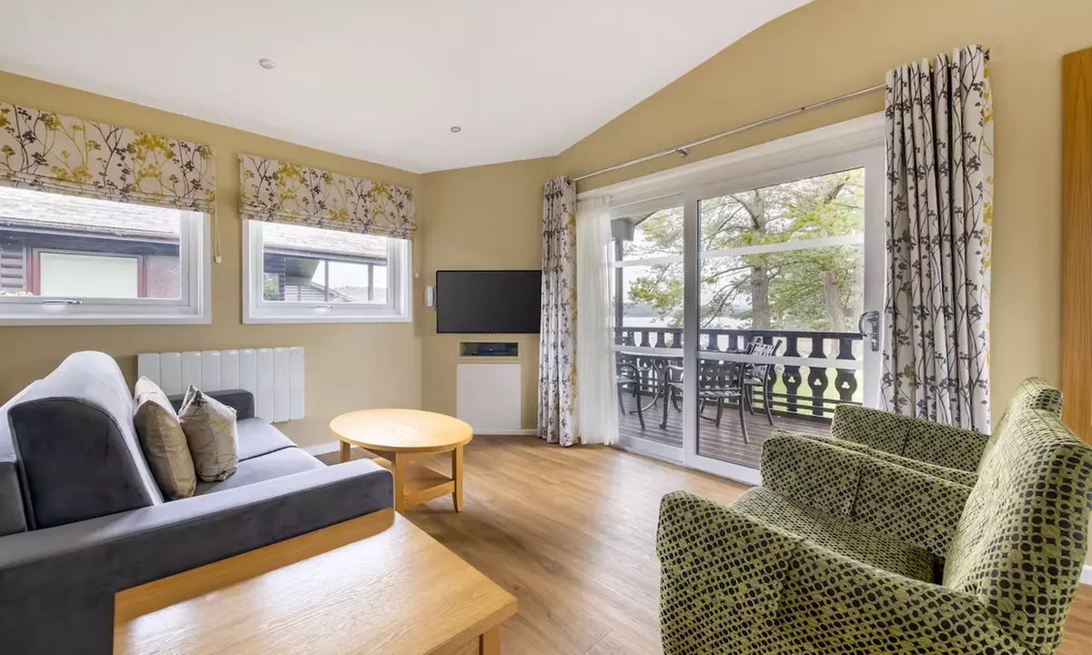 Relaxing Lakeside Lodges in Lancashire: Stay for up to 6 by the Lake