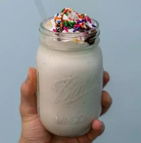 ♥ $10 or $15 Toward Ice Cream or Drink at Sugar Mama's ♥ (Up to 30% Off) - Second Medium