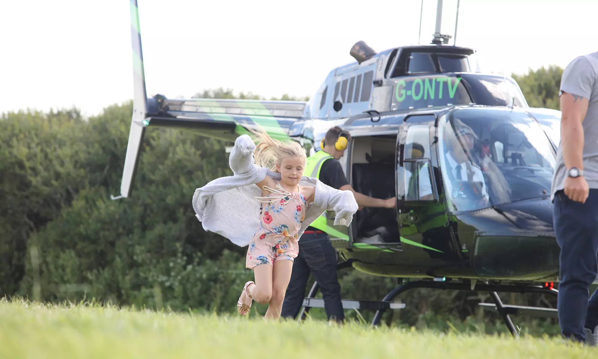 Helicopter Trip and Hike for 2 | Enjoy Thrill and Serenity