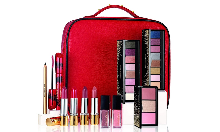 Image 1: Elizabeth Arden 12-Piece Gift Set