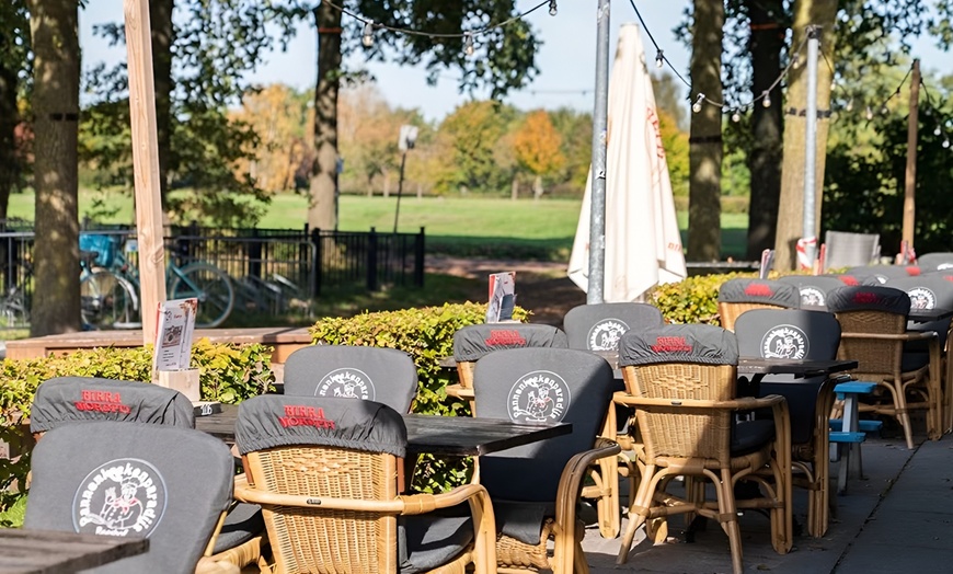 Image 11: All-you-can-eat tapaspannenkoeken