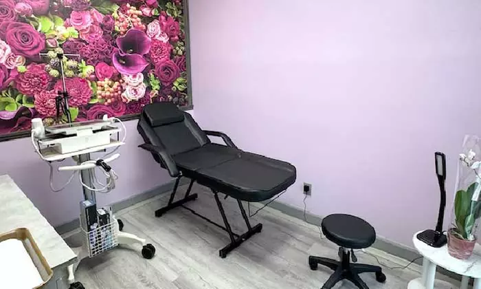 Experience 1, 2, or 3 E2 Facial Sublime Laser Rejuvenation at Glam Squad Aesthetics & Wellness (Up to 67% Off) - Primary Image