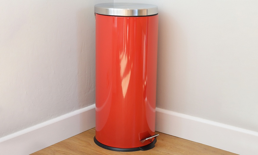 Image 18: 30-Litre Kitchen Pedal Bin