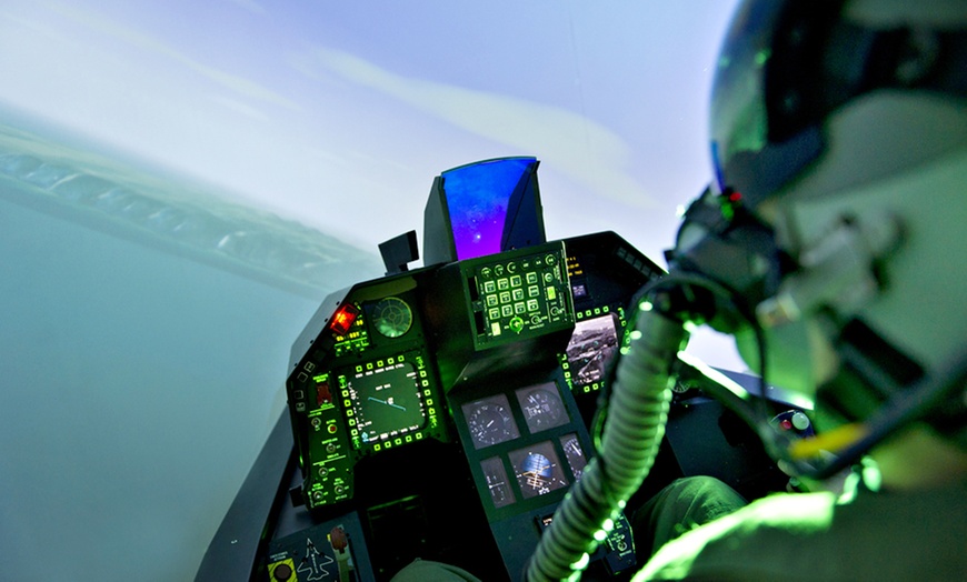 Image 3: Simulateur d'avion de chasse : 1h à 3h de vol !