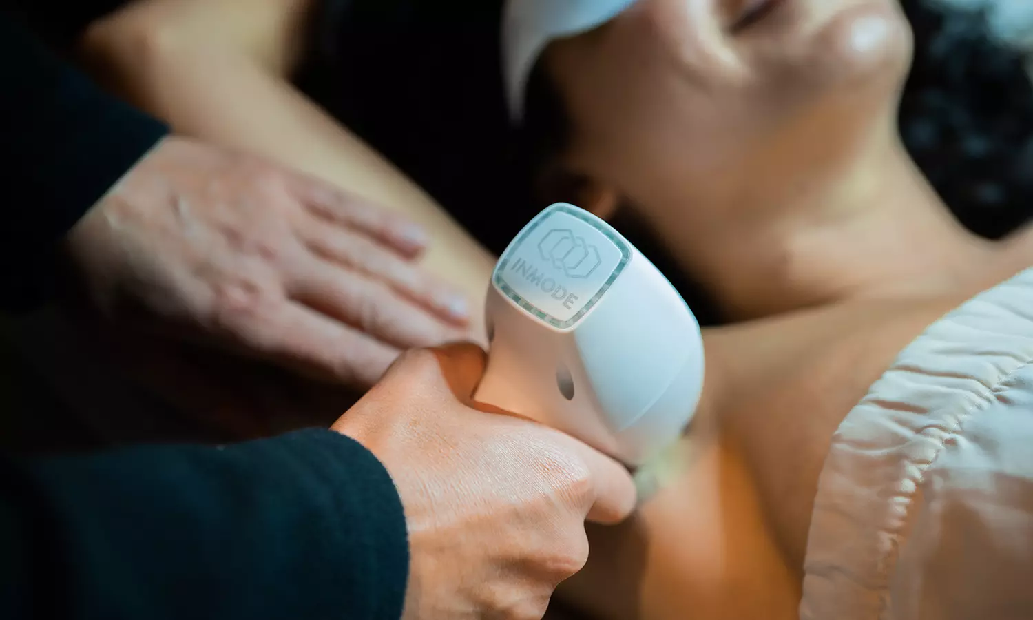 Experience Smooth Skin with Laser Hair Removal Sessions