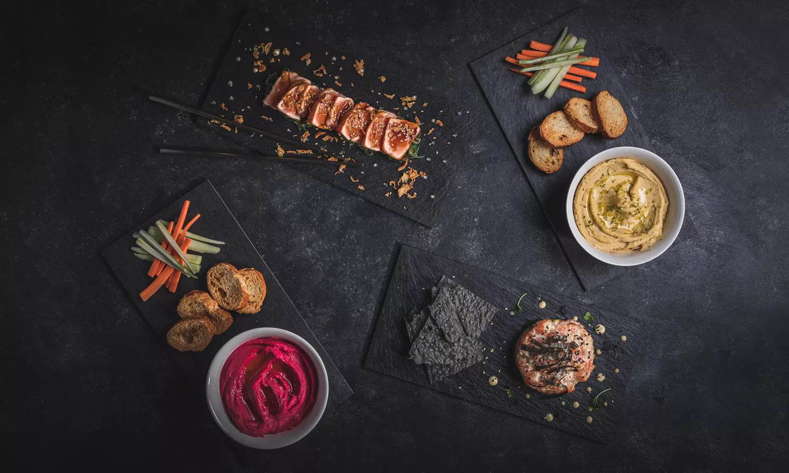 Menú fusión para 2 personas con entrante, principal, postre y bebida