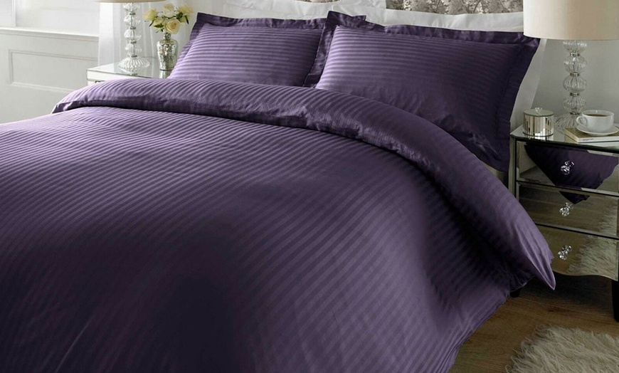 Image 2: Pure Cotton 300TC Hotel-Quality Bed Linen