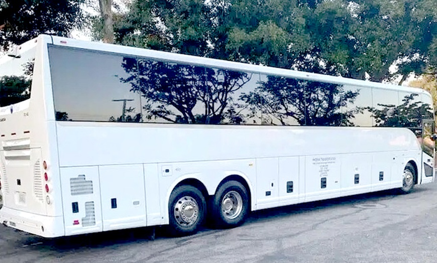 Image 4: 49er Express Shuttle from Fisherman's Wharf To Levi's Stadium