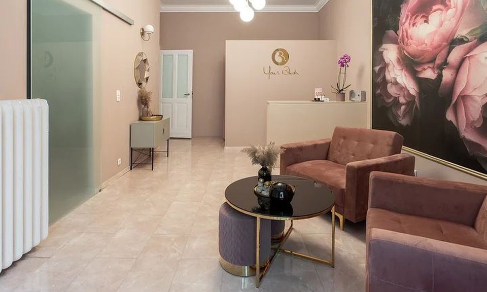 Aqua-Facial-Gesichtsbehandlung bei Your Blush Berlin