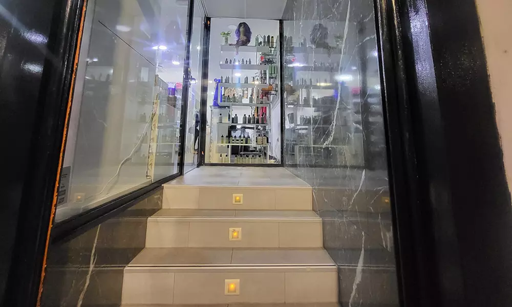 Lifting y tinte de pestañas y opción a laminado y diseño de cejas