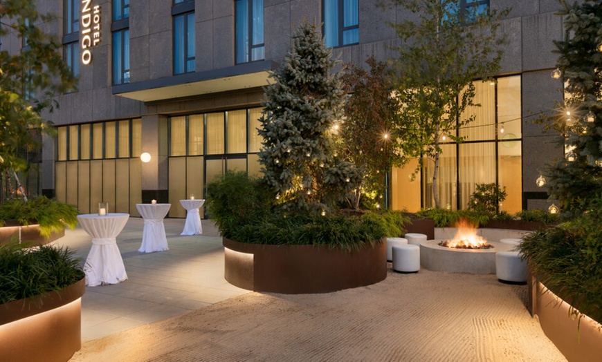 Hotel Indigo Williamsburg-Brooklyn: 4.5-Star Modern Hotel | Groupon ...