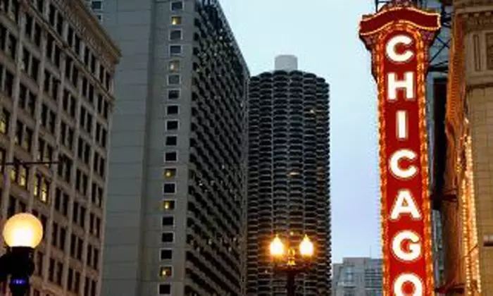 Up to 50% Off on City Tour at Chicago Personal Neighborhood Tour