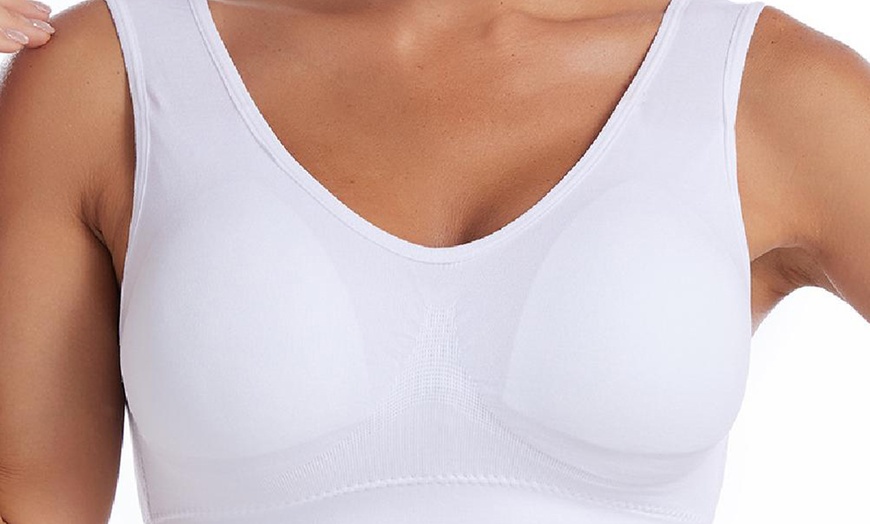 Image 3: Non-Wired Push-Up Sports Bra