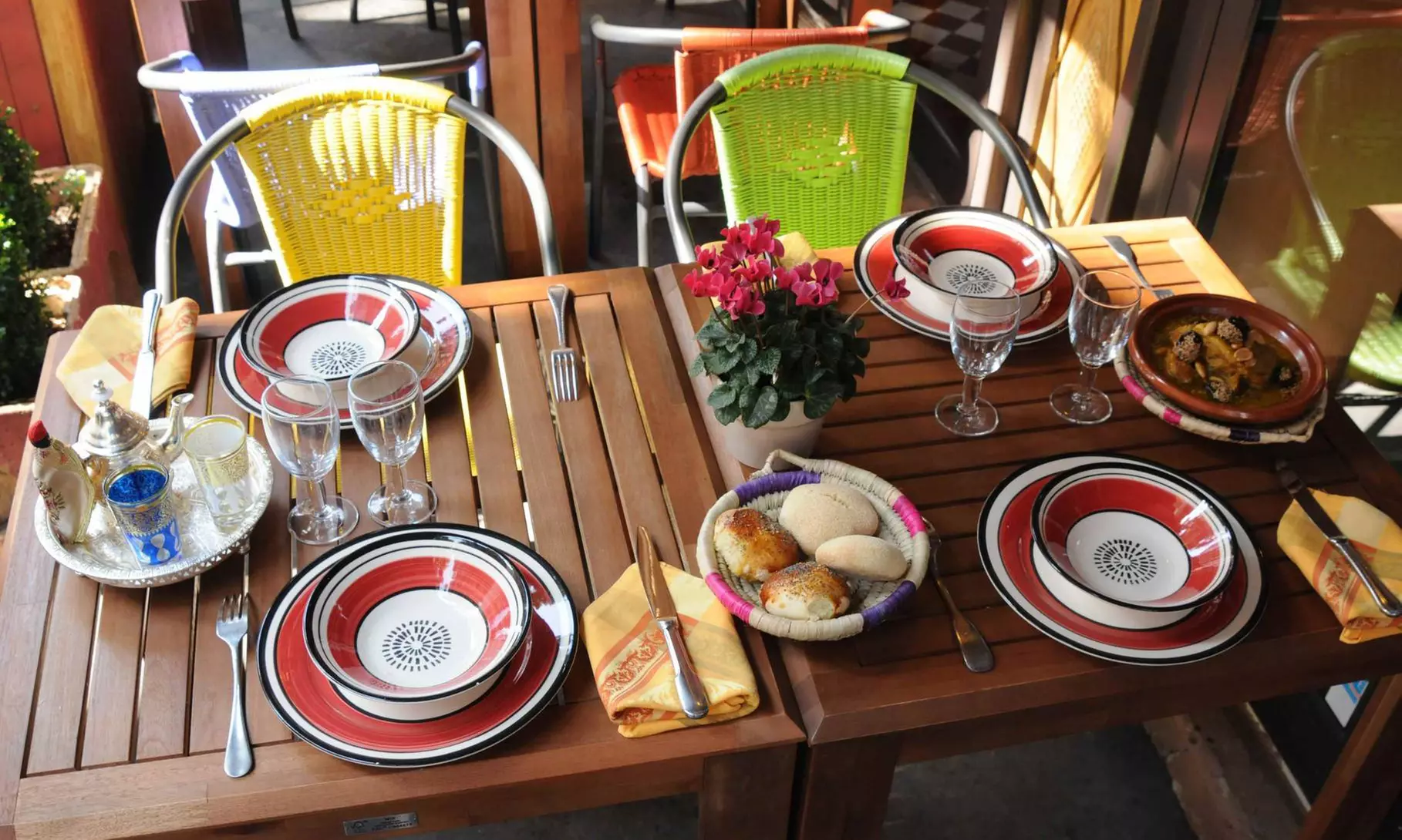 Menu marocain en 2 services au restaurant Le Riad