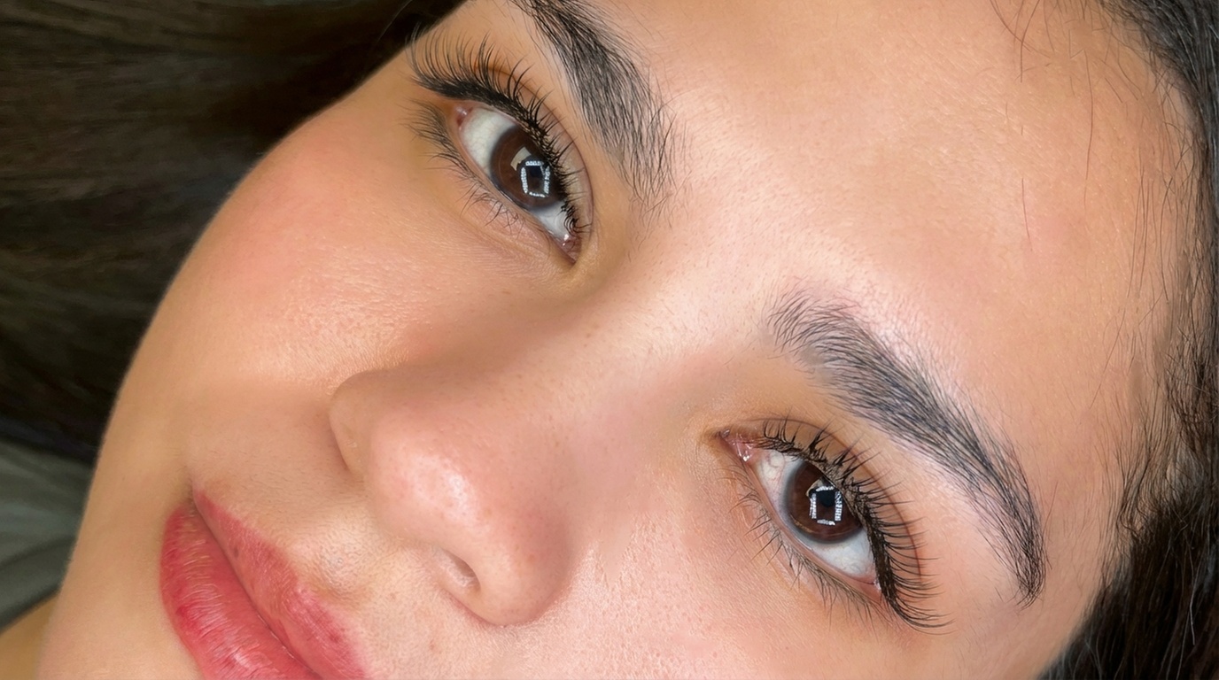 Full Set of Mink Classic Eyelash Extensions (60 pc)