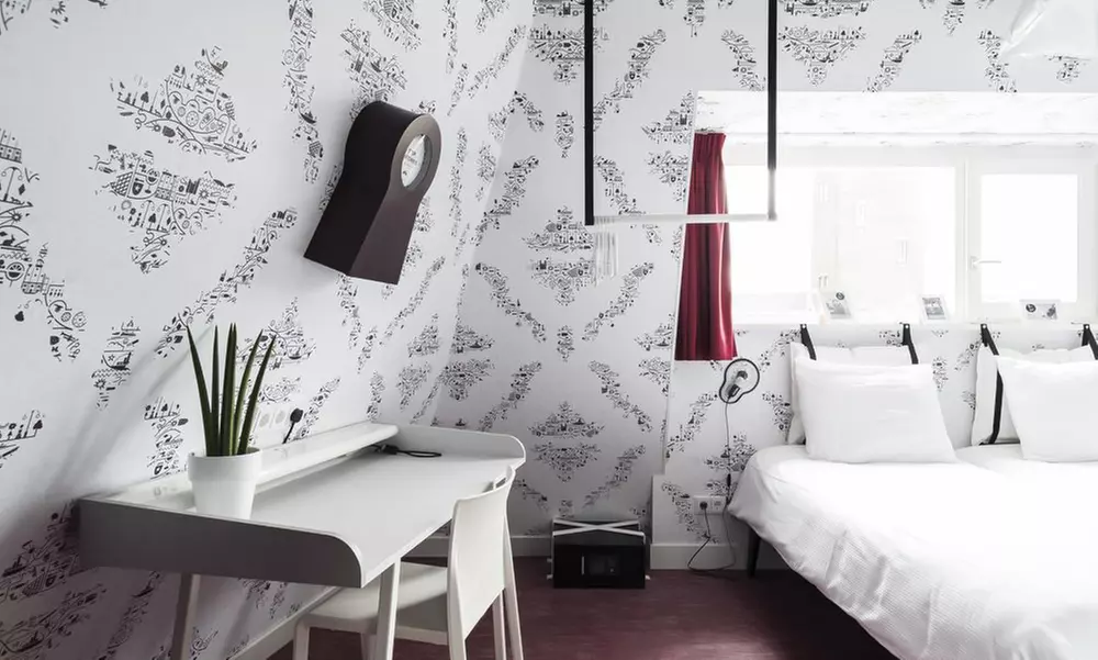 Maastricht: Doppel- oder Vierbettzimmer mit Frühstück