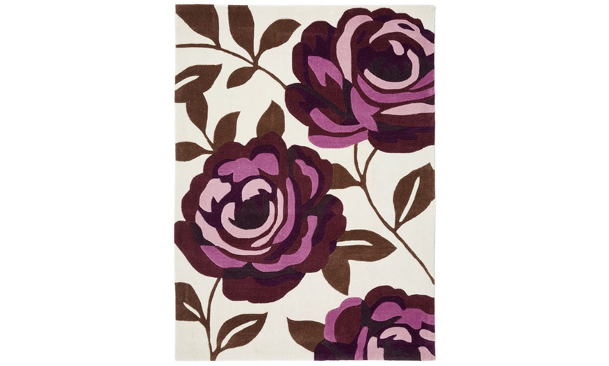 Image 3: Rose-Patterned Hand-Tufted Rug 