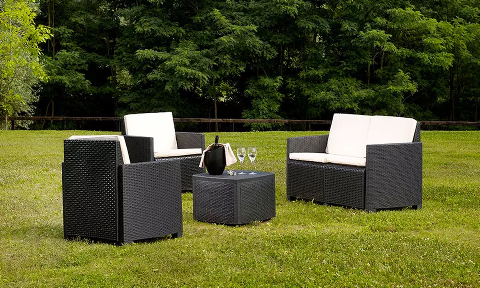 Conjunto de jardín Etna con 1 mesa, 2 sillones individuales y 1 sofá doble - Primary Image