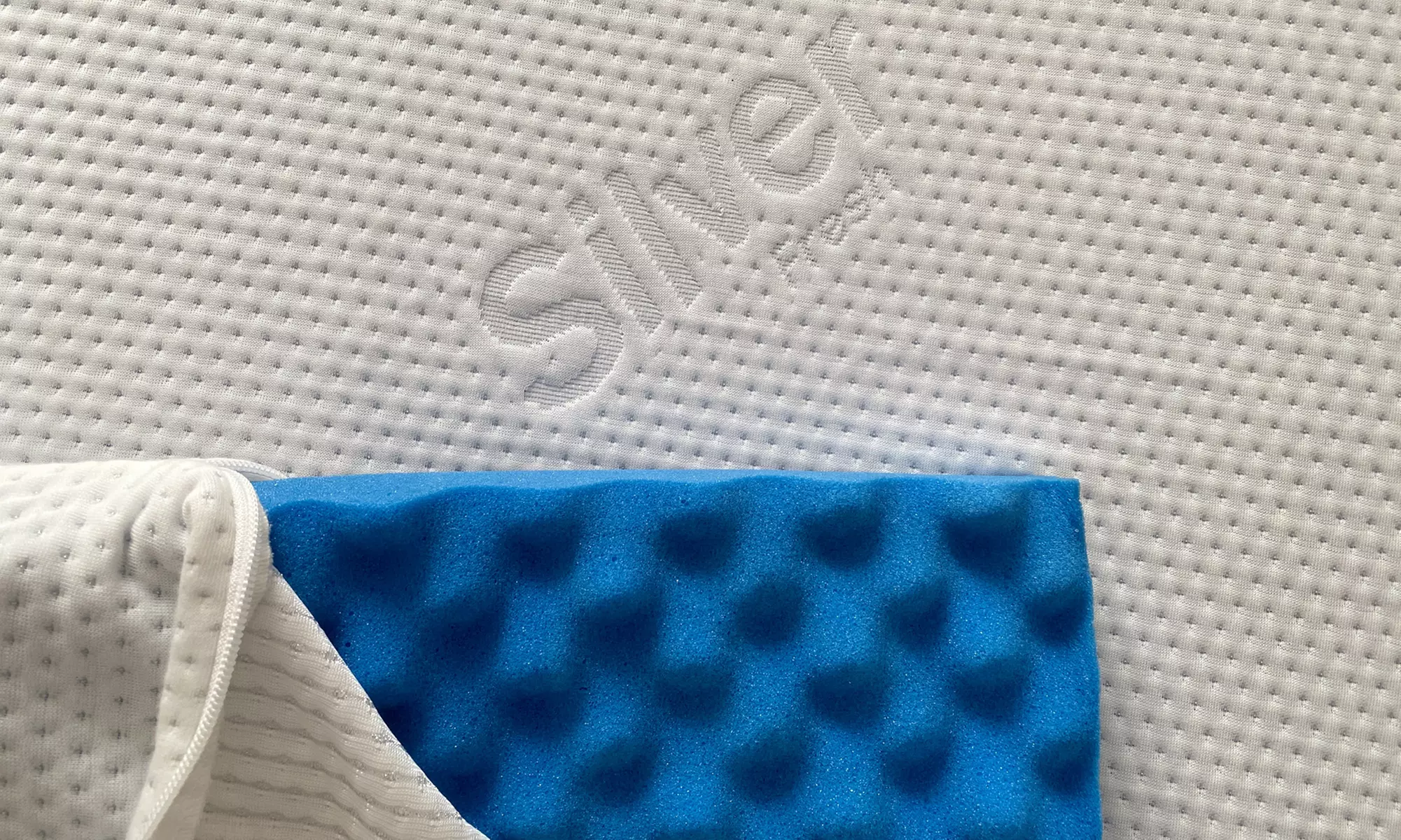 Surmatelas à mémoire de forme frais