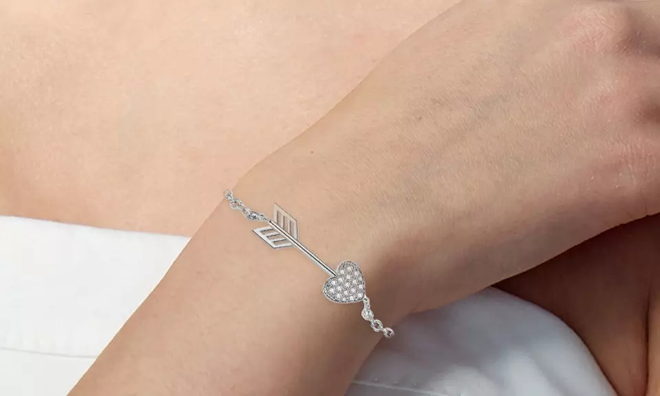 Bracelets ornés de cristaux de Swarovski® avec breloques Eira Wen®