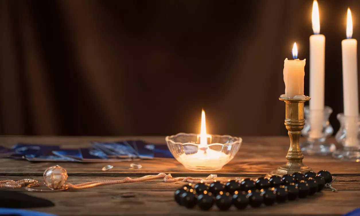 Voyance par téléphone avec Lorenzo Voyance