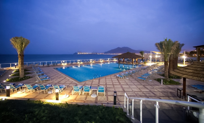 Image 12: Khor Fakkan: One-Night at 4* Resort with Breakfast or Half Board