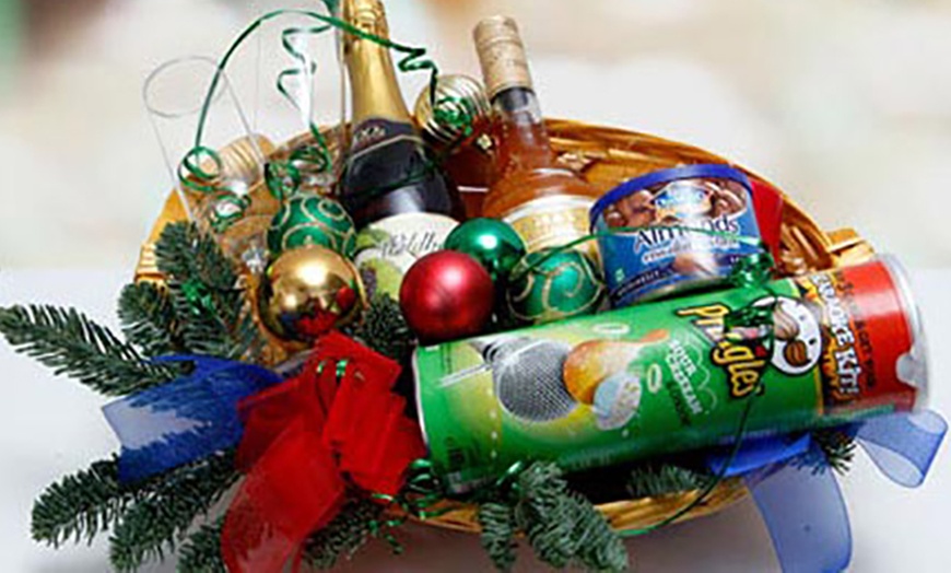 Image 4: Special Occasion Gift Basket