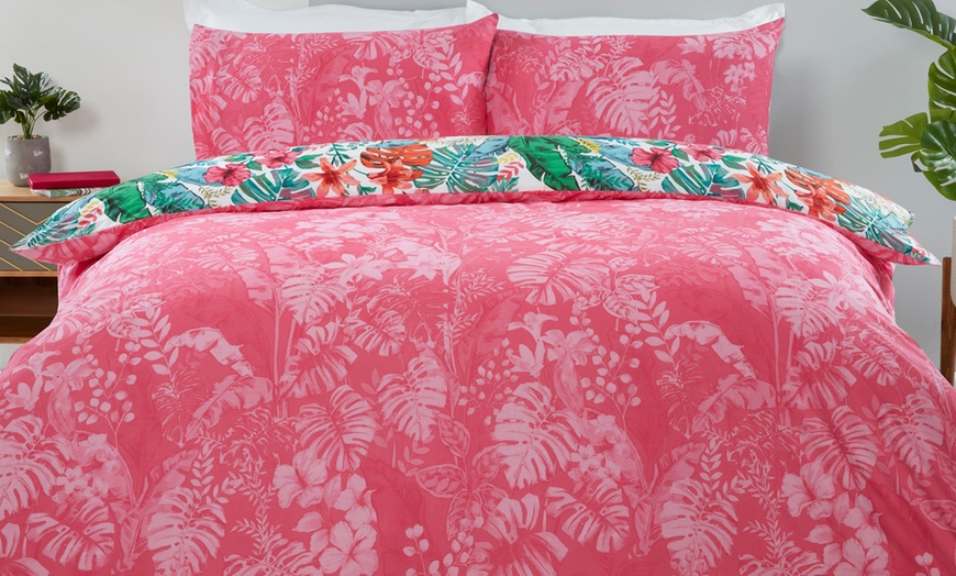 Image 6: Pieridae Tropical Jungle Leaf Reversible Duvet Set