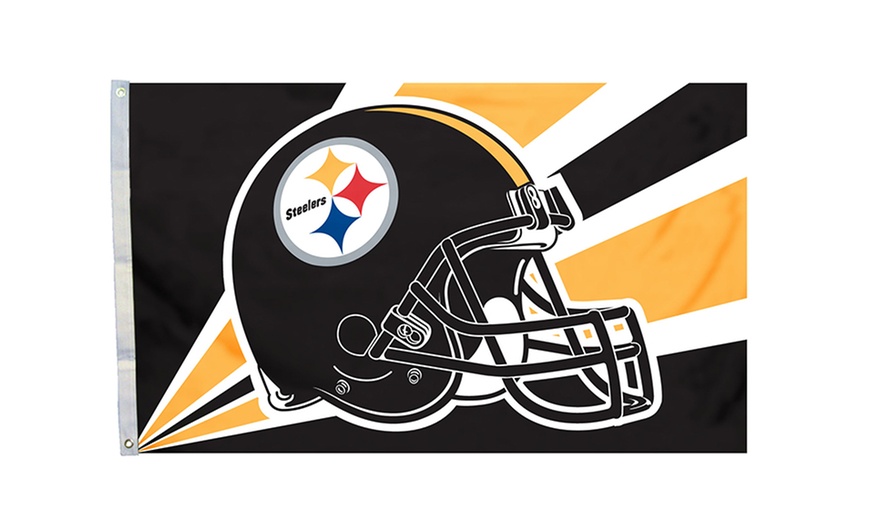 NFL Helmet Flag | Groupon