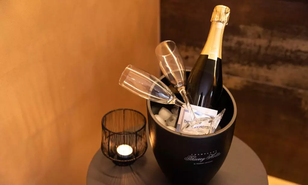 Détente au spa avec La Grenouille Suite de Luxe and Welness Privatif