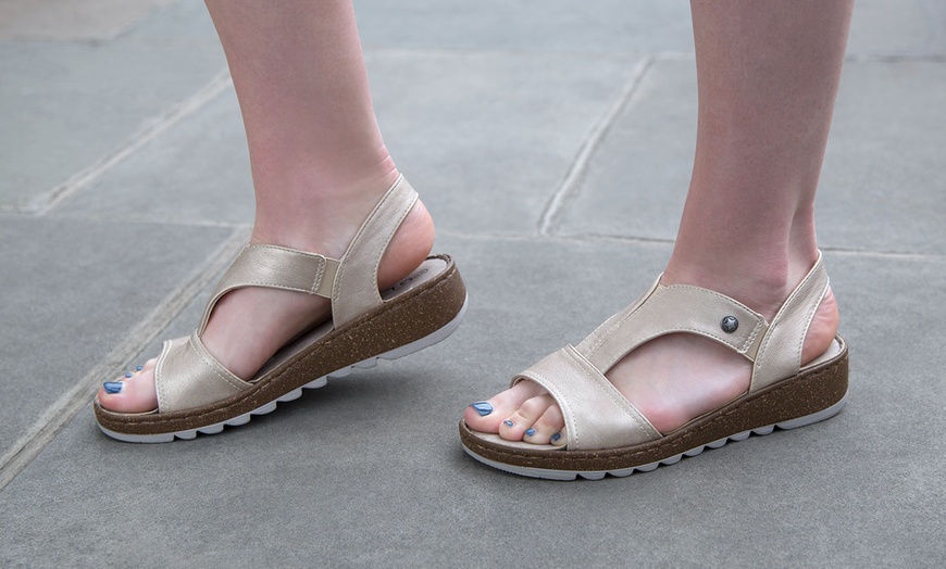 Image 10: Gluv Barra Sandals