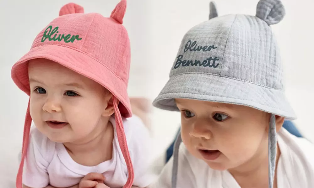 Comfortabele katoenen petten en babyhoeden met een persoonlijk tintje