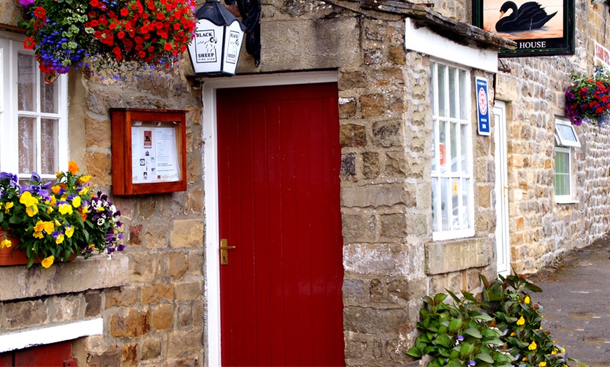 Image 8: Up to 3-Night Stay with Breakfast in North Yorkshire 