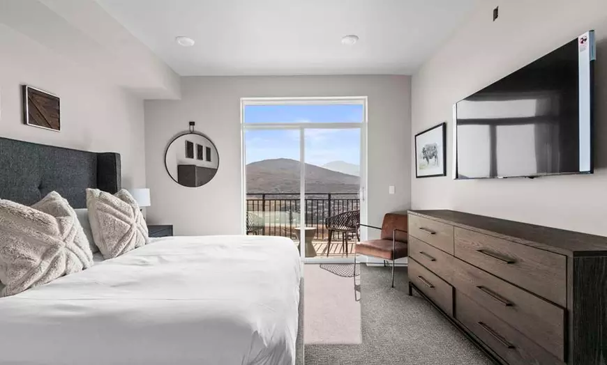 One Bedroom Suite