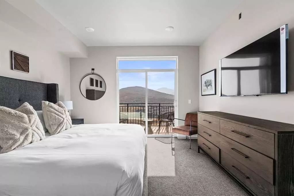 Member Pricing: 4* Mountain Resort in Park City with Sweeping Views 
