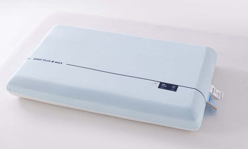 Image 12: Night Luxe Dual Core Deep Sleep Pillow Set