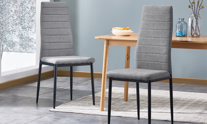 Image 7: 2 Scandinavische eetkamerstoelen