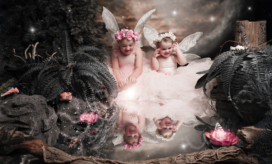 Image 1: Enchanted Forest Photoshoot for Children Aged 3 to 10 with Prints