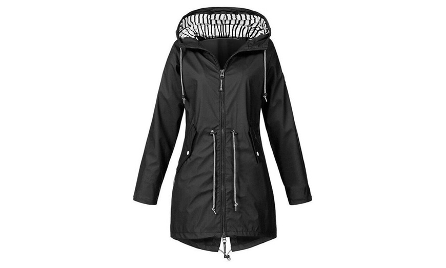 Image 5: Imperméable pour femme