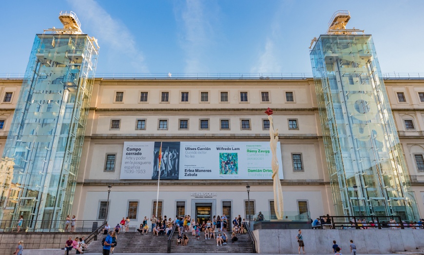 Image 3: Tour del Palacio Real, Museo del Prado y Reina Sofia con Amigo Tours