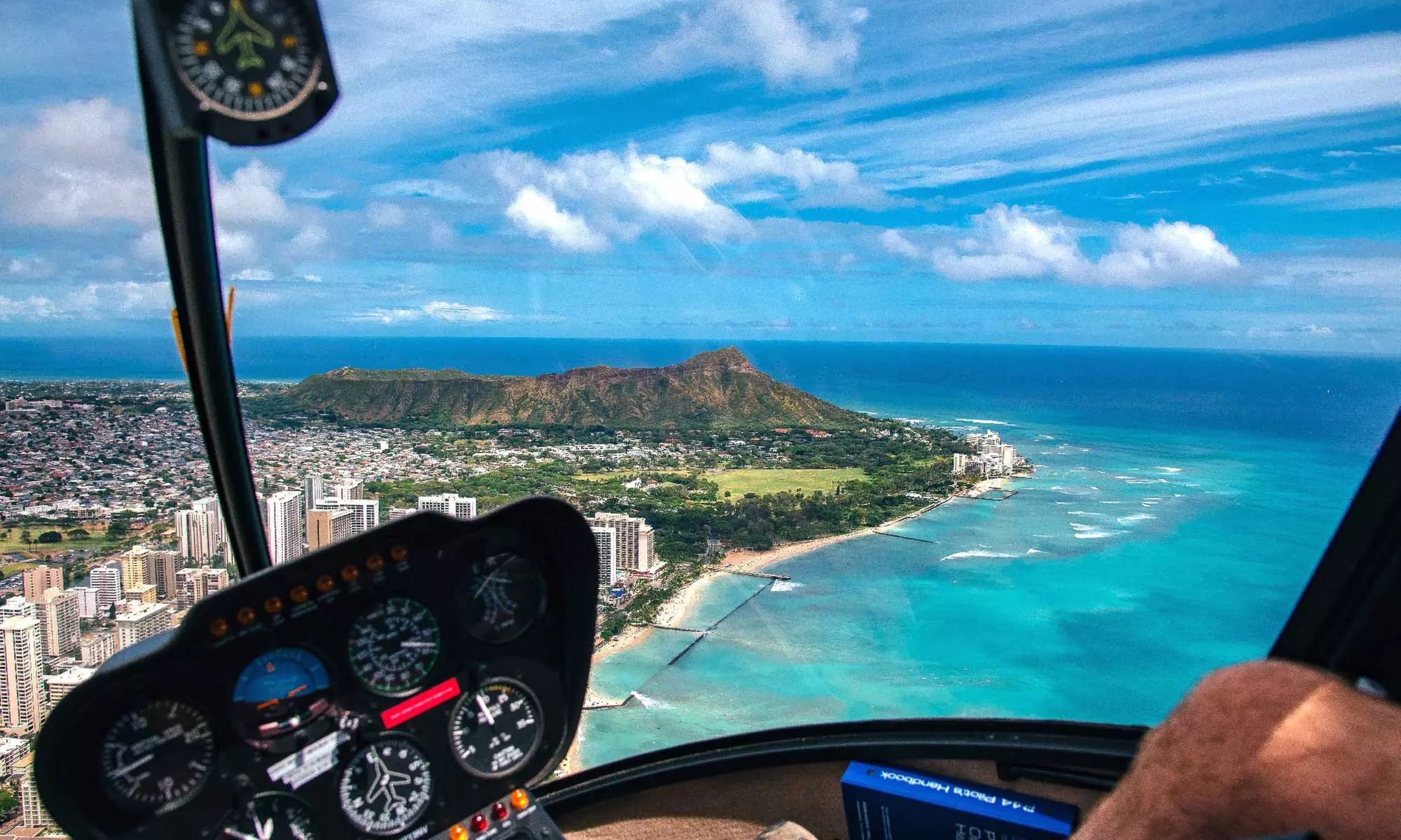 Shared or Private Waikiki Pearl Harbor Helicopter Tour 