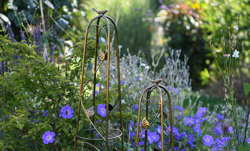 Image 6: Two Garden Gear Metal Ornamental Obelisks