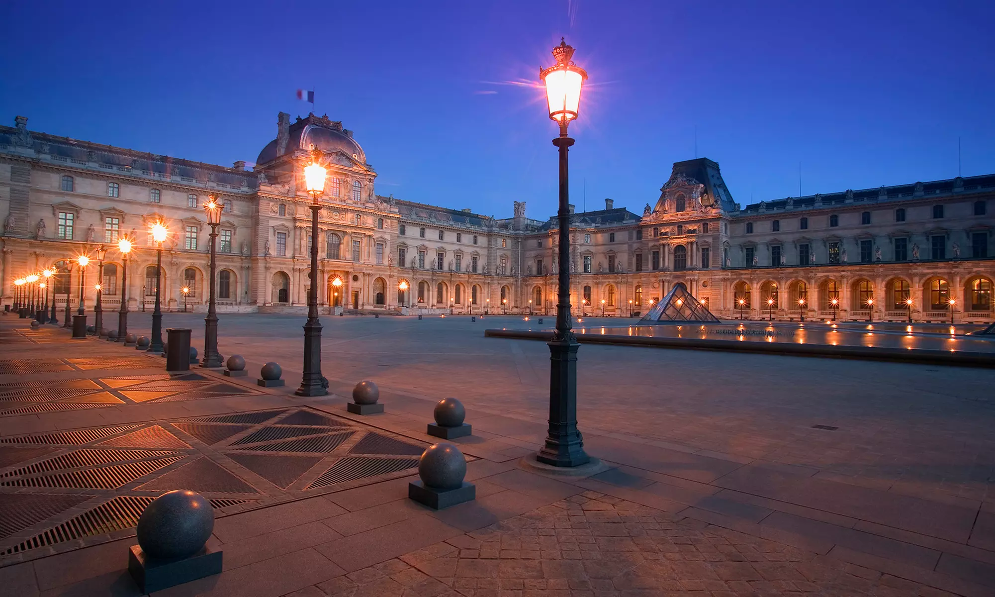 Paris and Disneyland: 4 or 6 Nights with Hotels + Optional Park Ticket