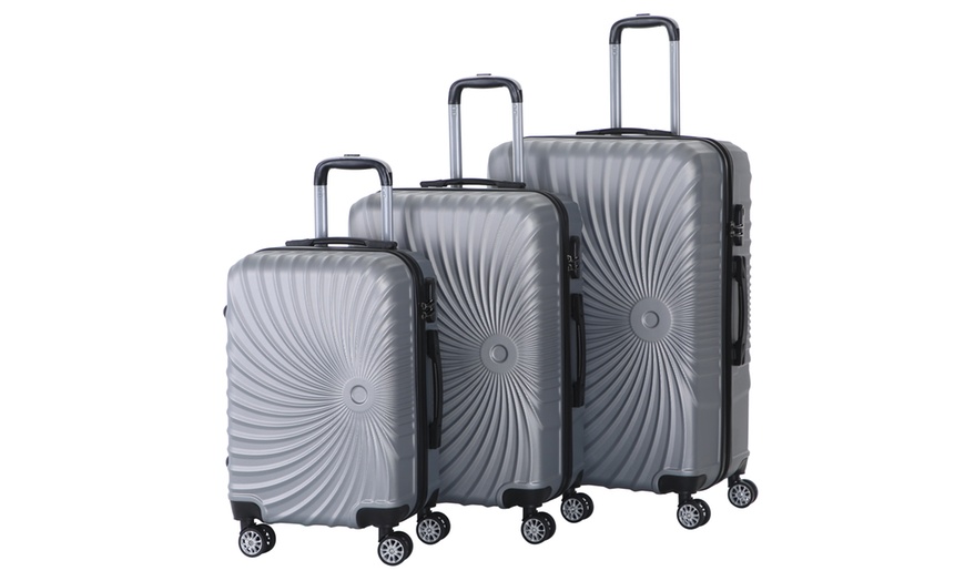 Image 31: Three-Piece Luggage Set