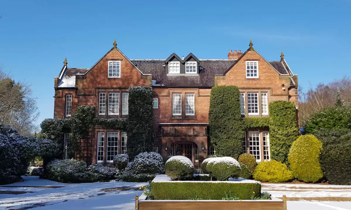 4* Nunsmere Hall Hotel: Deluxe Room for 2 with Breakfast