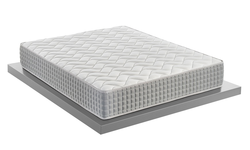 Image 2: Matelas à mémoire de forme en gel 13 zones Mentor